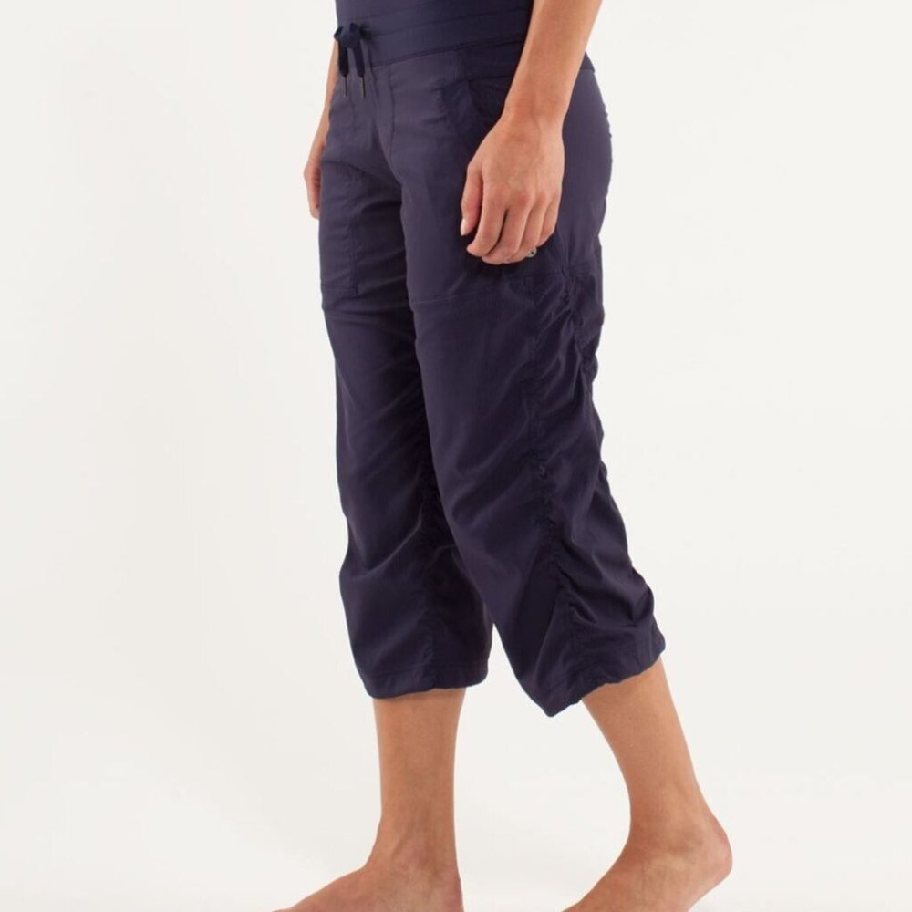LULULEMON Dance Studio Crop pant Deep Indigo Blue Size 2 NEW - Picture 9 of 10